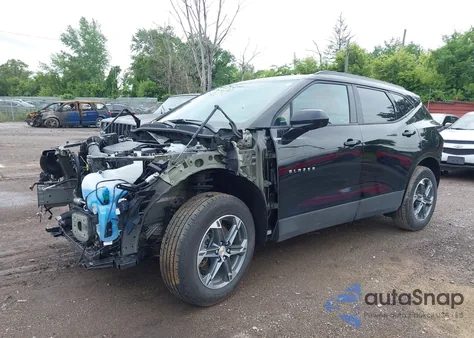 2024 Chevrolet Blazer Fwd 2Lt из США, поврежденный, VIN 3GNKBCR4XRS233343